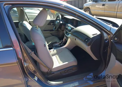 2014 Honda Accord Ex-L V-6 z USA, uszkodzony, nr VIN 1HGCR3F84EA015217